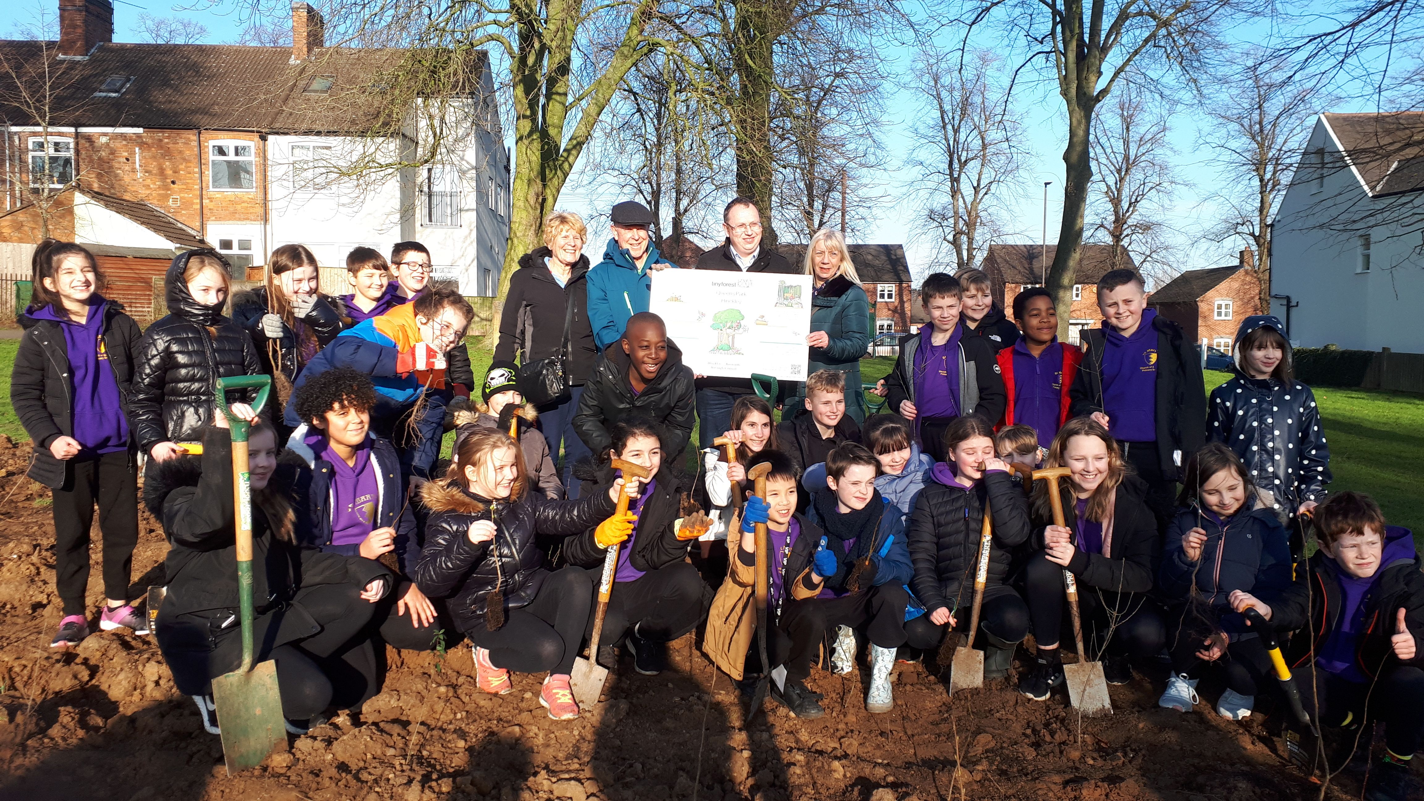 Queen's Park Planting Day. Photo Credit Earthwatch Europe