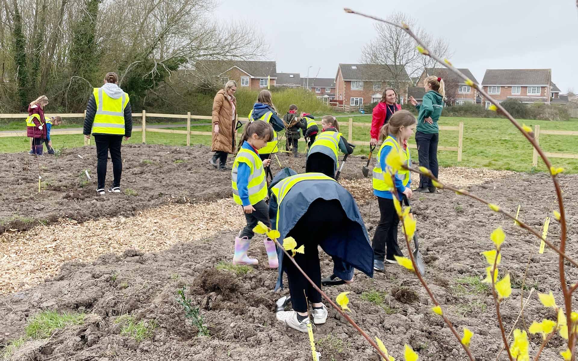 Walford Avenue Open Space school children planting